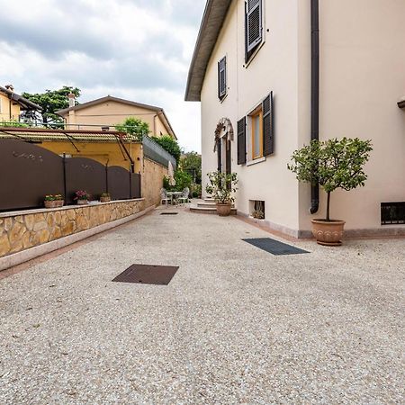 New Casa Ilaria Close To Center Torri Del Benaco Exteriör bild